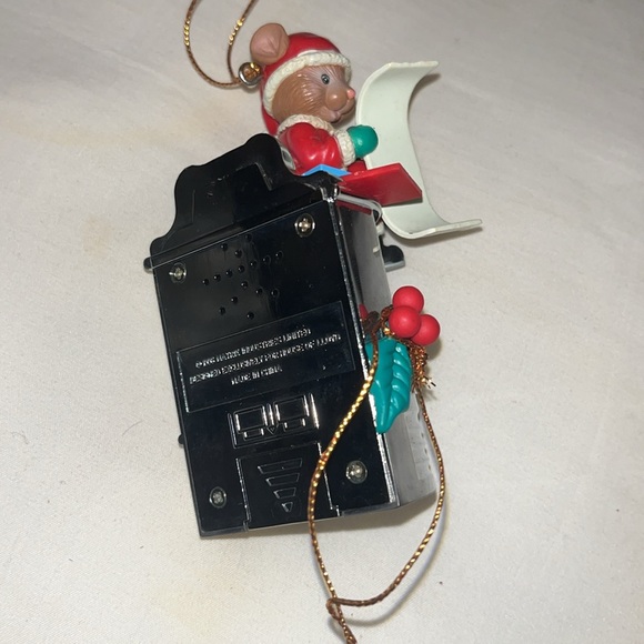 Vintage Enesco Jukebox Ornament from 1996 - Picture 2 of 4